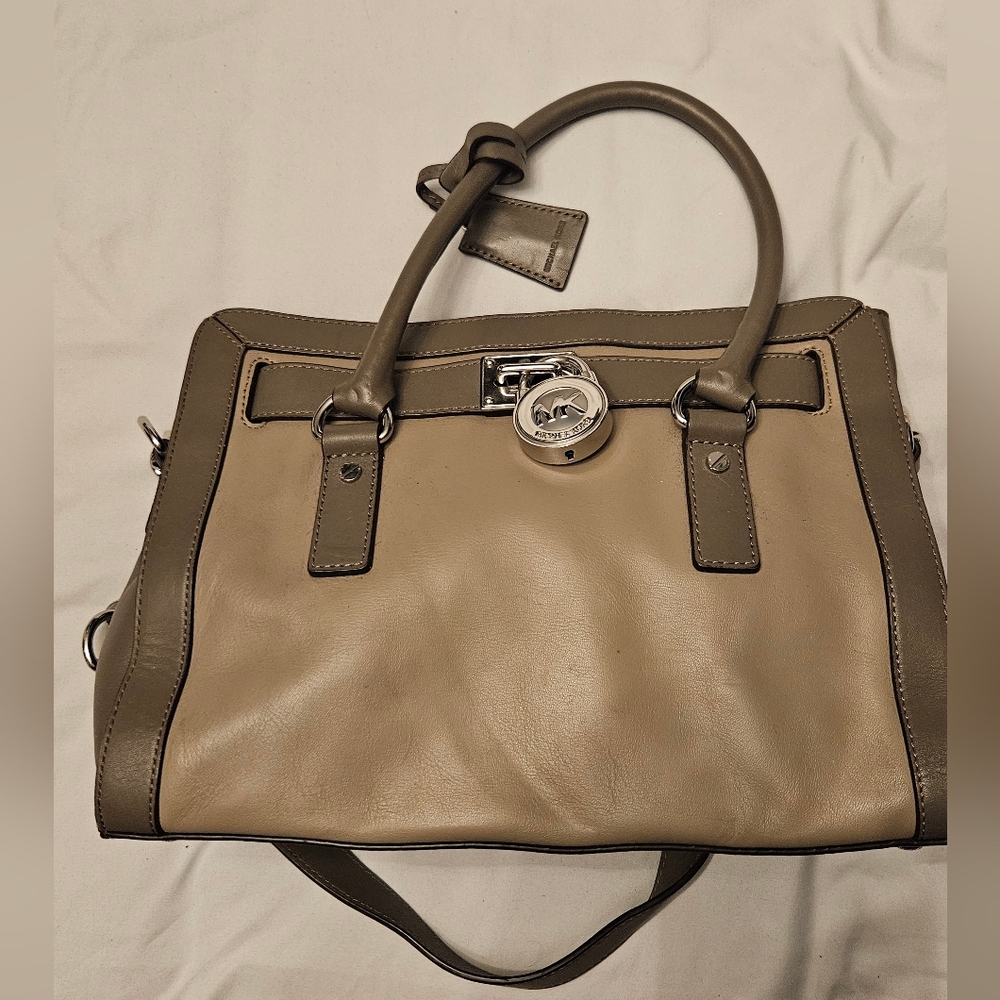 Michael Kors Hamilton Leather Satchel Tote – Taupe & Gray – Shoulder/Crossbody B